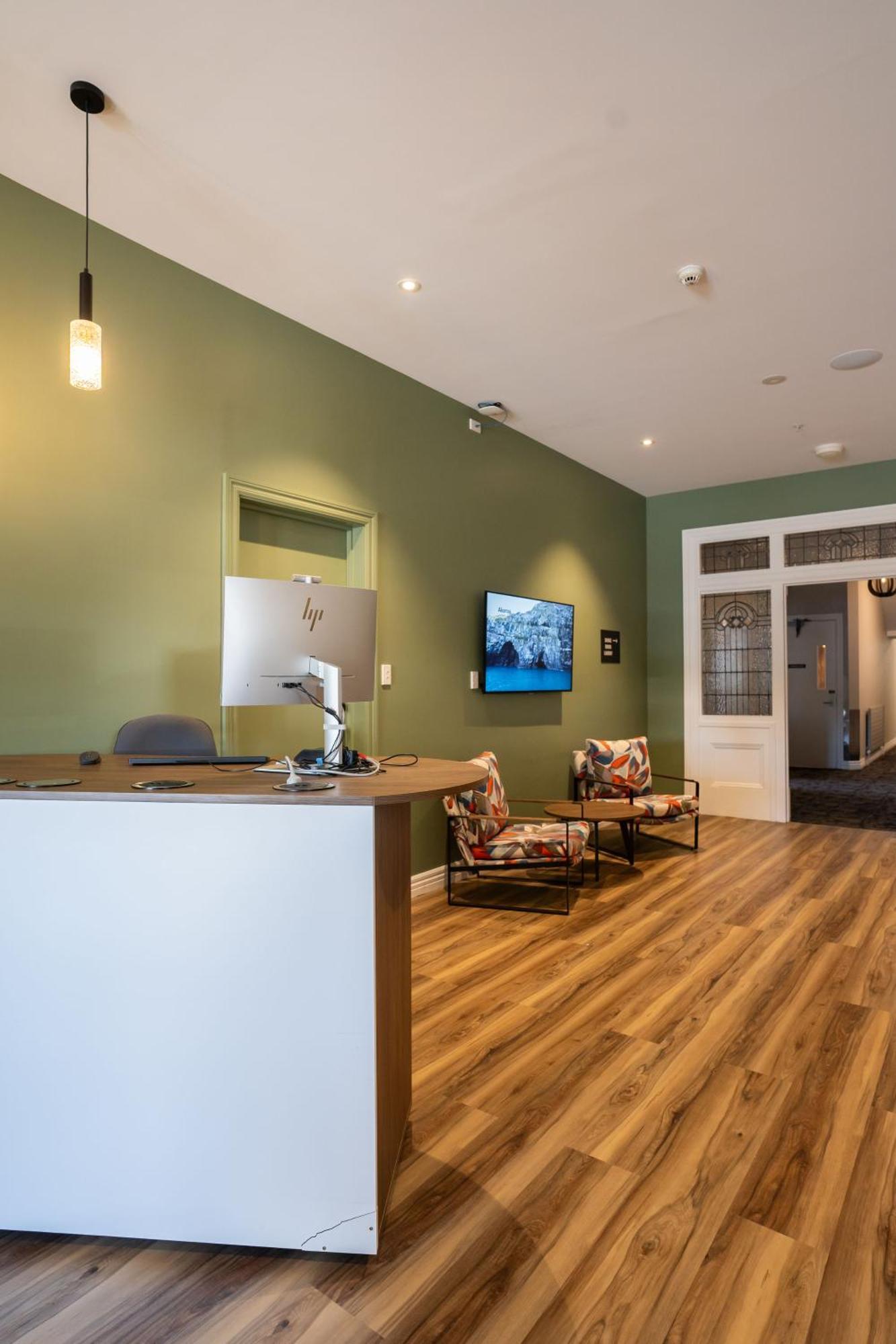 Haka House Κράισττσερτς Εξωτερικό φωτογραφία Reception