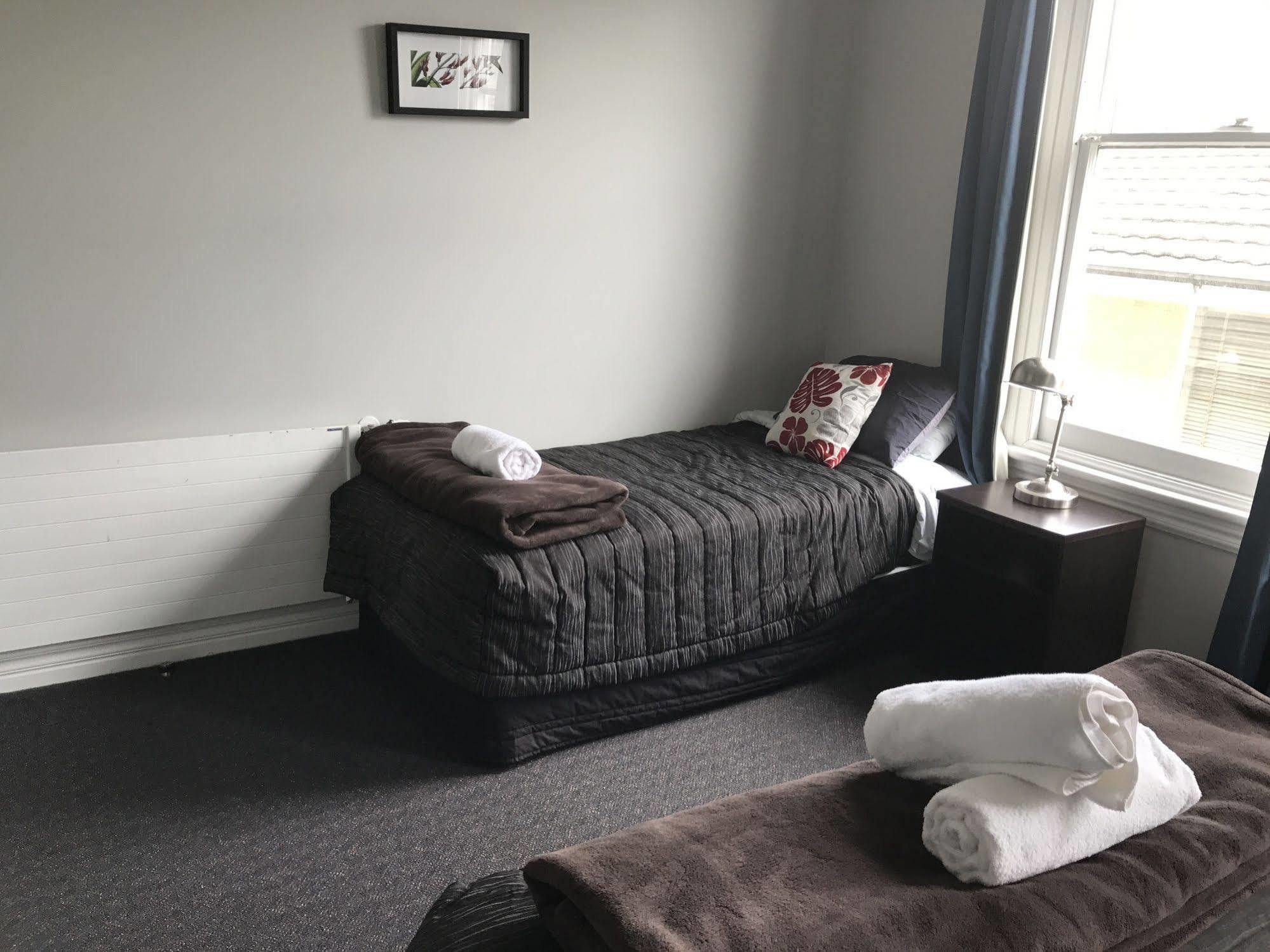 Haka House Κράισττσερτς Εξωτερικό φωτογραφία A single room at the hotel