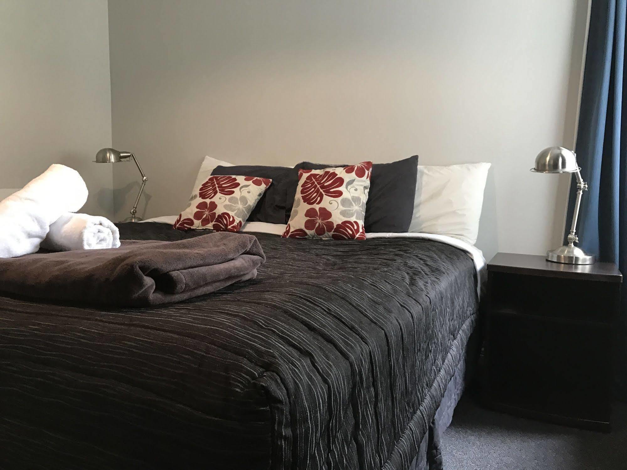 Haka House Κράισττσερτς Εξωτερικό φωτογραφία A bedroom at the hotel